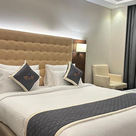 Hotel The Sea View, Mangalore Bagian luar foto