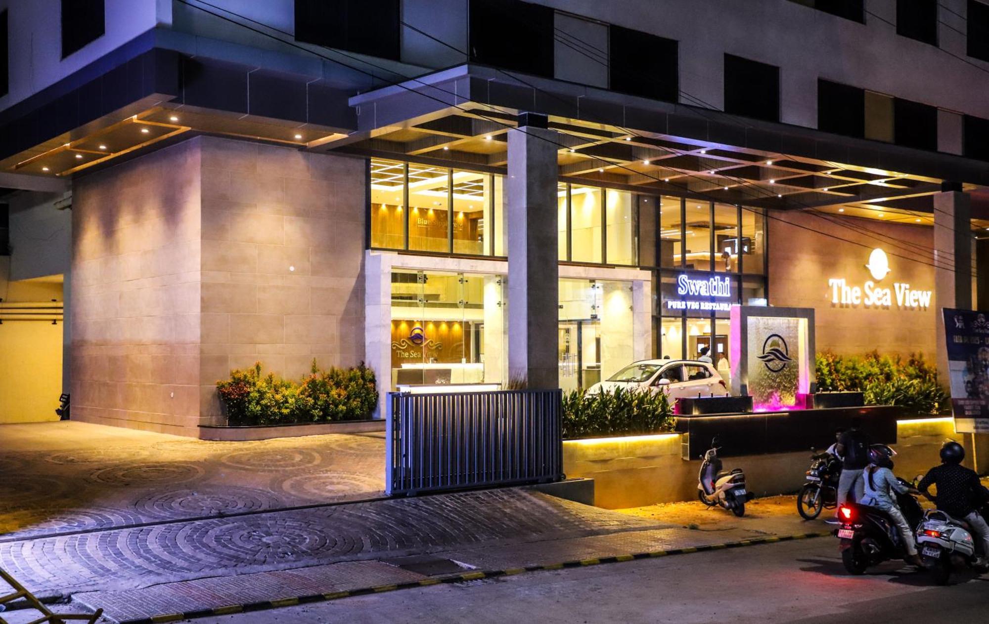 Hotel The Sea View, Mangalore Bagian luar foto